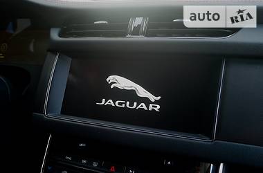 Седан Jaguar XF 2016 в Харькове