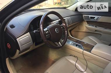 Седан Jaguar XF 2008 в Киеве