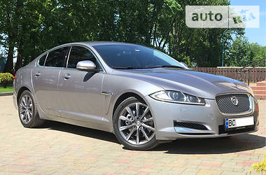 Седан Jaguar XF 2011 в Львове