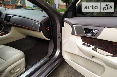 Седан Jaguar XF 2008 в Северодонецке