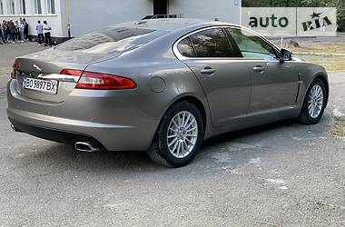 Седан Jaguar XF 2008 в Тернополе