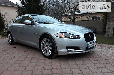 Седан Jaguar XF 2015 в Боярці