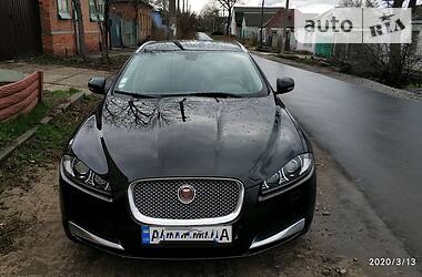 Седан Jaguar XF 2015 в Харькове