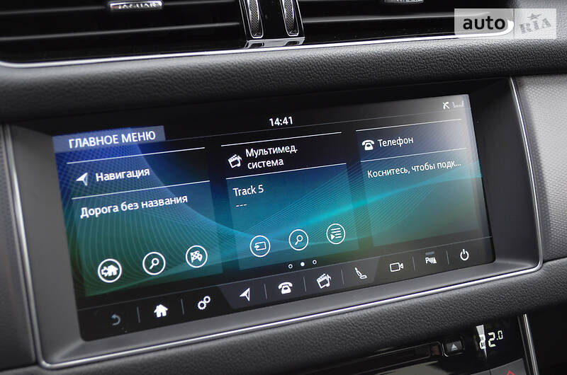 Седан Jaguar XF 2016 в Києві