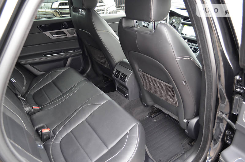 Седан Jaguar XF 2016 в Києві