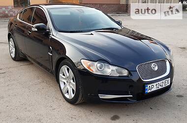 Седан Jaguar XF 2008 в 