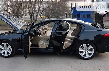 Седан Jaguar XF 2008 в 