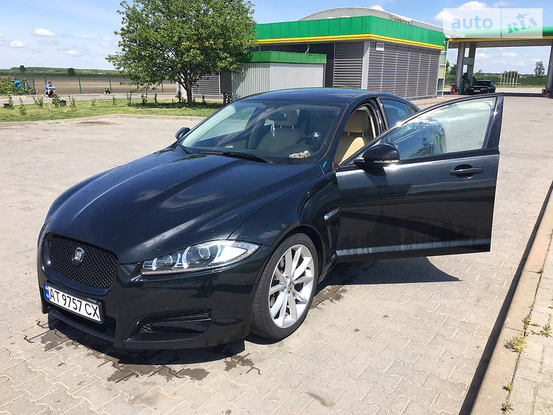 Седан Jaguar XF 2012 в Ивано-Франковске