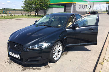 Седан Jaguar XF 2012 в Ивано-Франковске