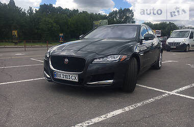 Седан Jaguar XF 2016 в Хмельницькому