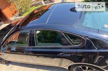 Седан Jaguar XF 2016 в 