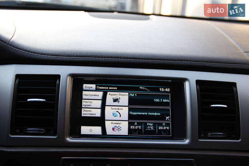 Седан Jaguar XF 2013 в Покровске