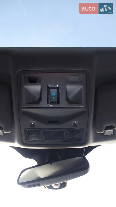 Седан Jaguar XF 2013 в Покровске