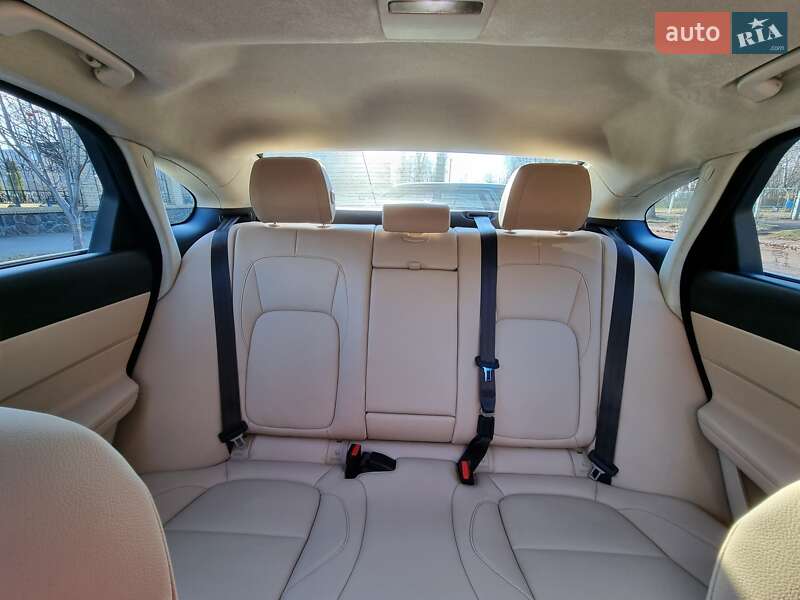 Седан Jaguar XF 2019 в Черкассах фото 13 Седан Jaguar XF 2019 в Черкассах