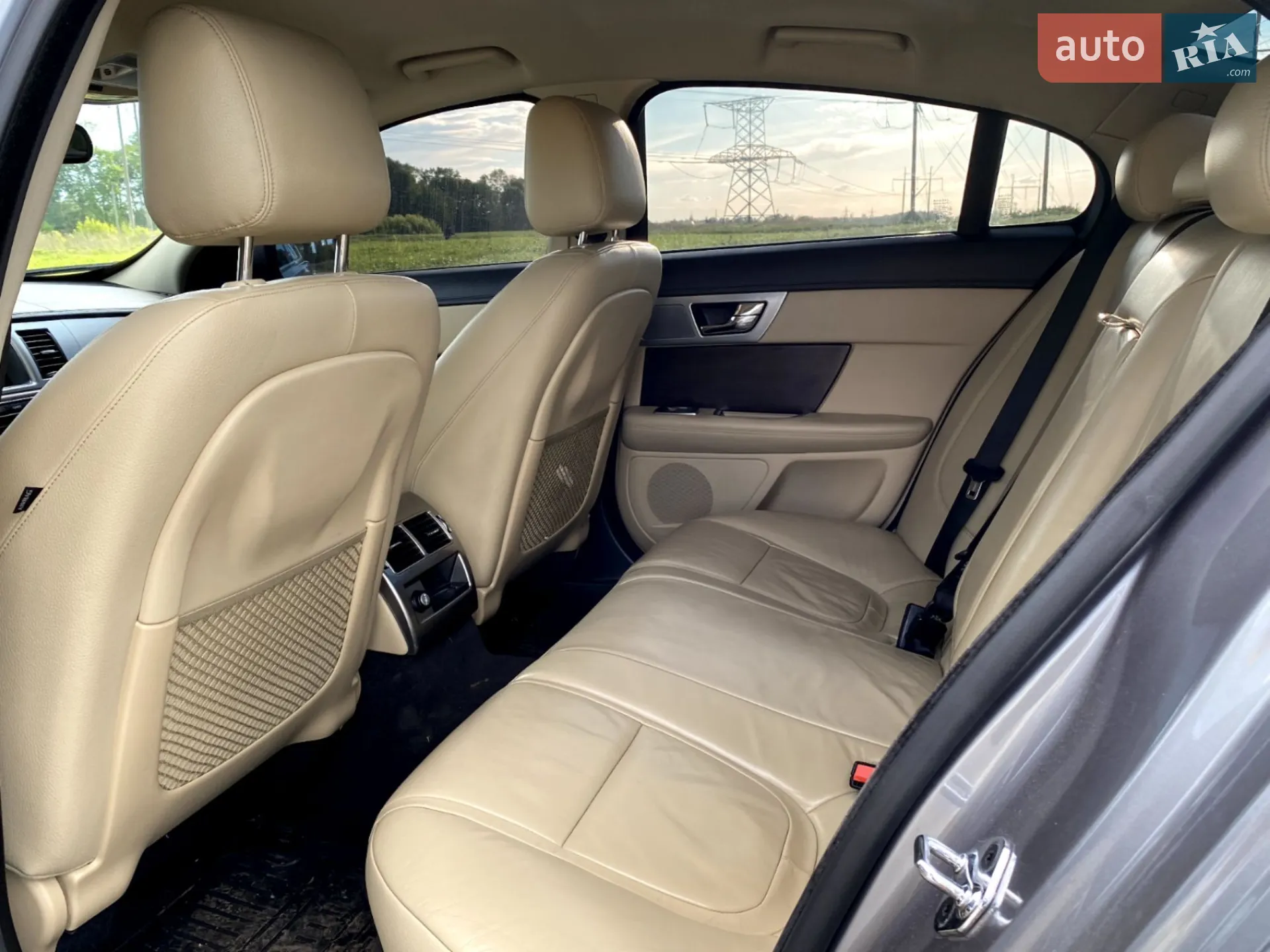 2013 Jaguar XF - мініатюра 20