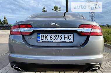 Седан Jaguar XF 2013 в Рівному