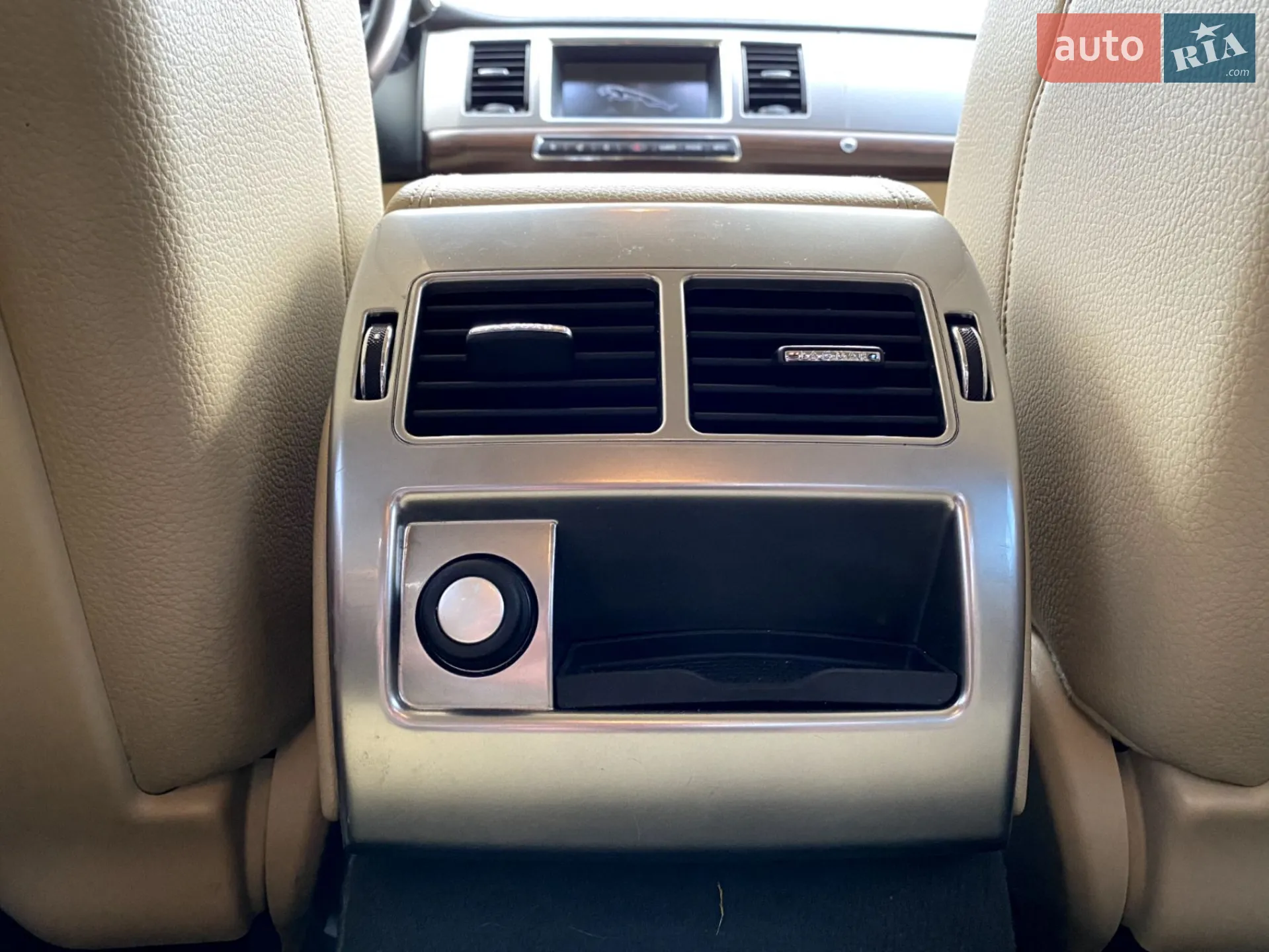 2013 Jaguar XF - мініатюра 25