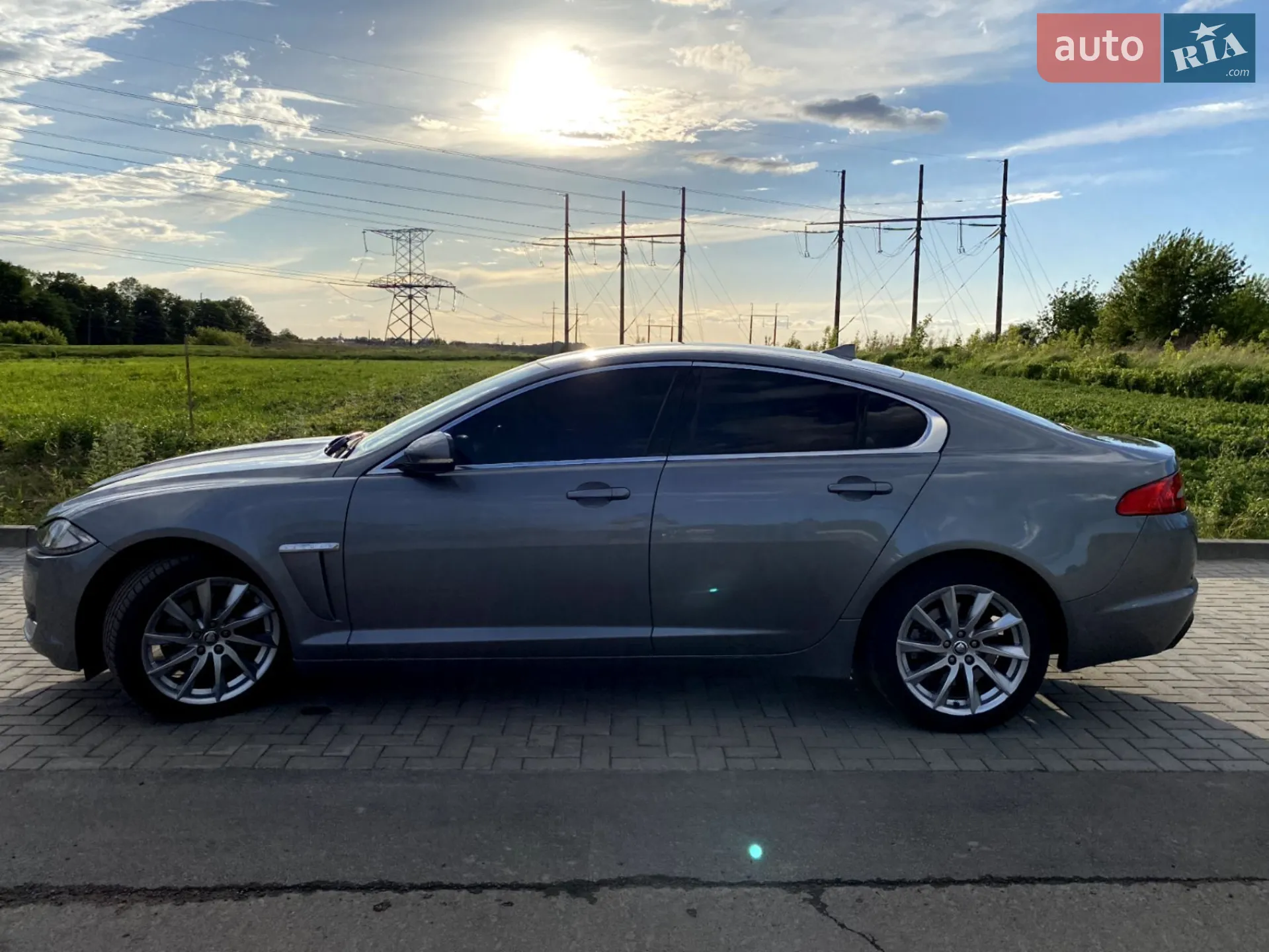 2013 Jaguar XF - мініатюра 5