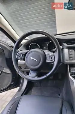 Jaguar XF 2017