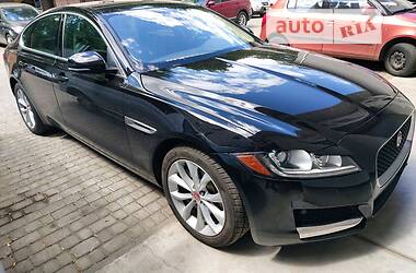 Седан Jaguar XF 2017 в Киеве