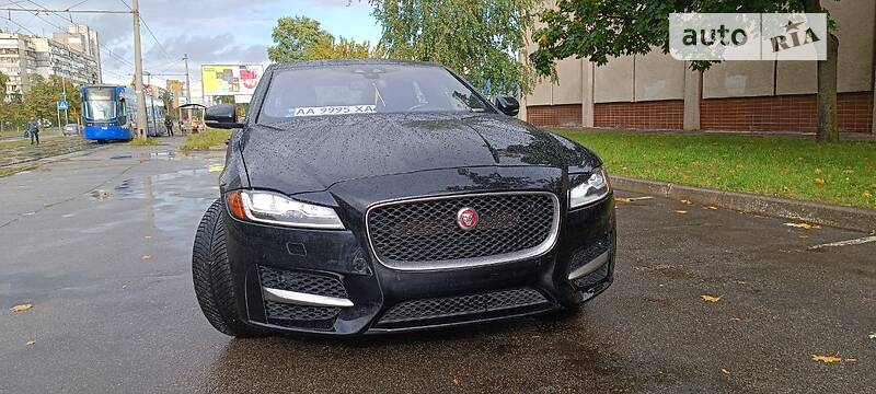 Jaguar XF 2016