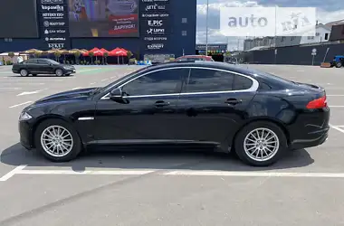 Jaguar XF 2012