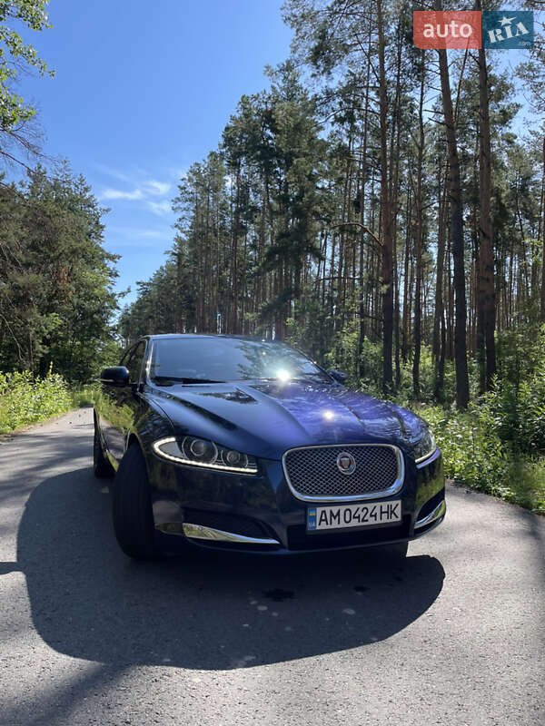 Седан Jaguar XF 2015 в Бердичеве