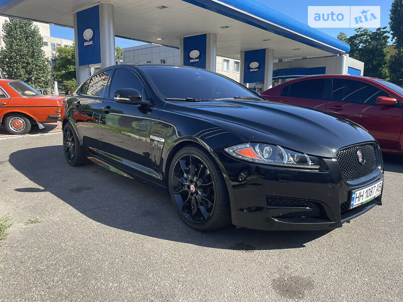 Седан Jaguar XF 2015 в Одессе