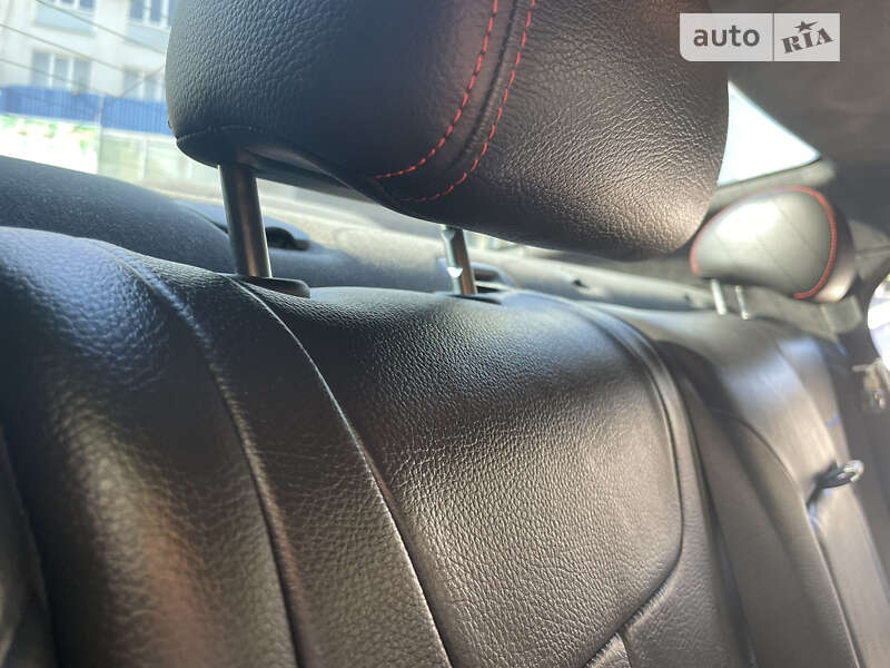 Седан Jaguar XF 2015 в Одессе