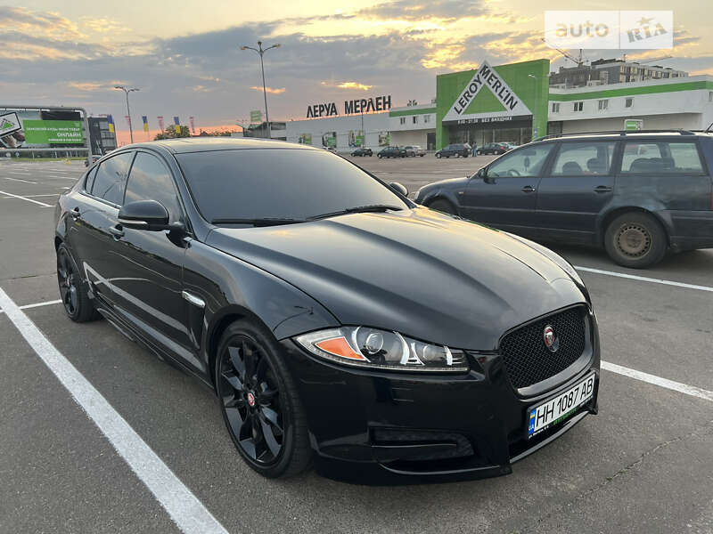 Седан Jaguar XF 2015 в Одессе