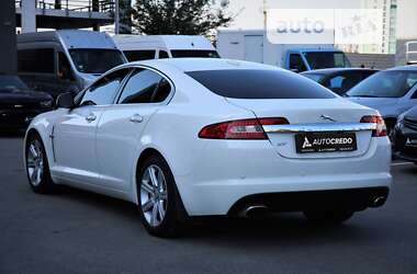 Седан Jaguar XF 2008 в 