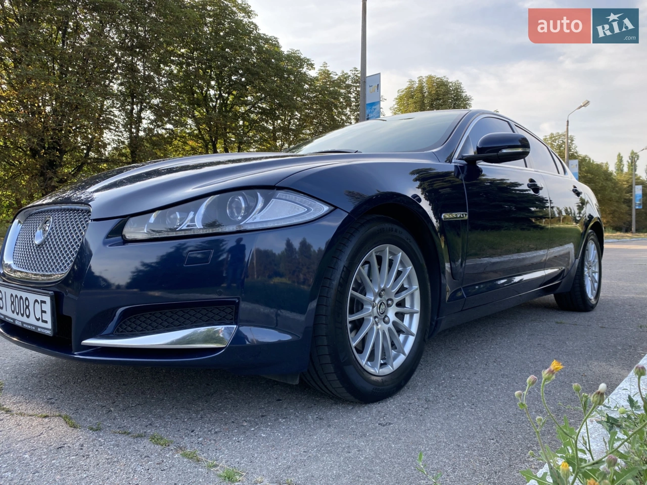 2012 Jaguar XF - мініатюра 14