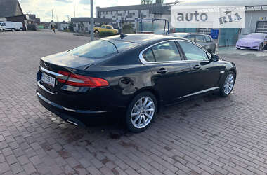 Седан Jaguar XF 2015 в Сарнах