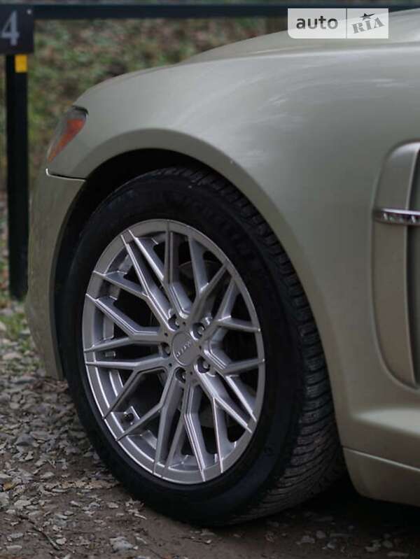 Седан Jaguar XF 2008 в Виннице