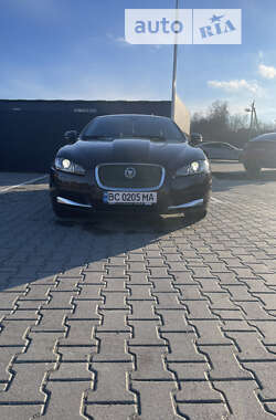 Седан Jaguar XF 2013 в Львові