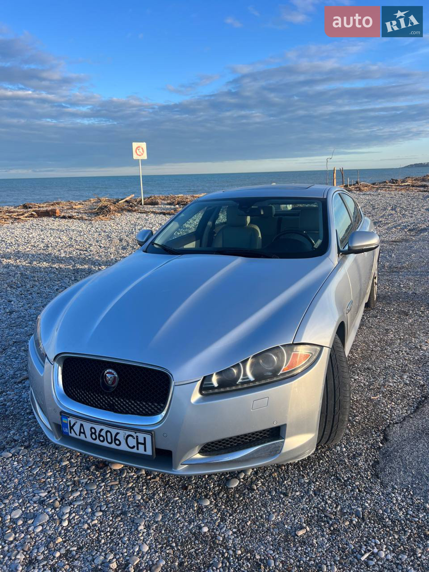 2015 Jaguar XF - мініатюра 3