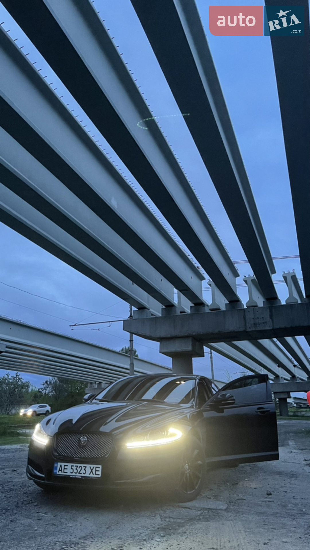 2013 Jaguar XF - мініатюра 3