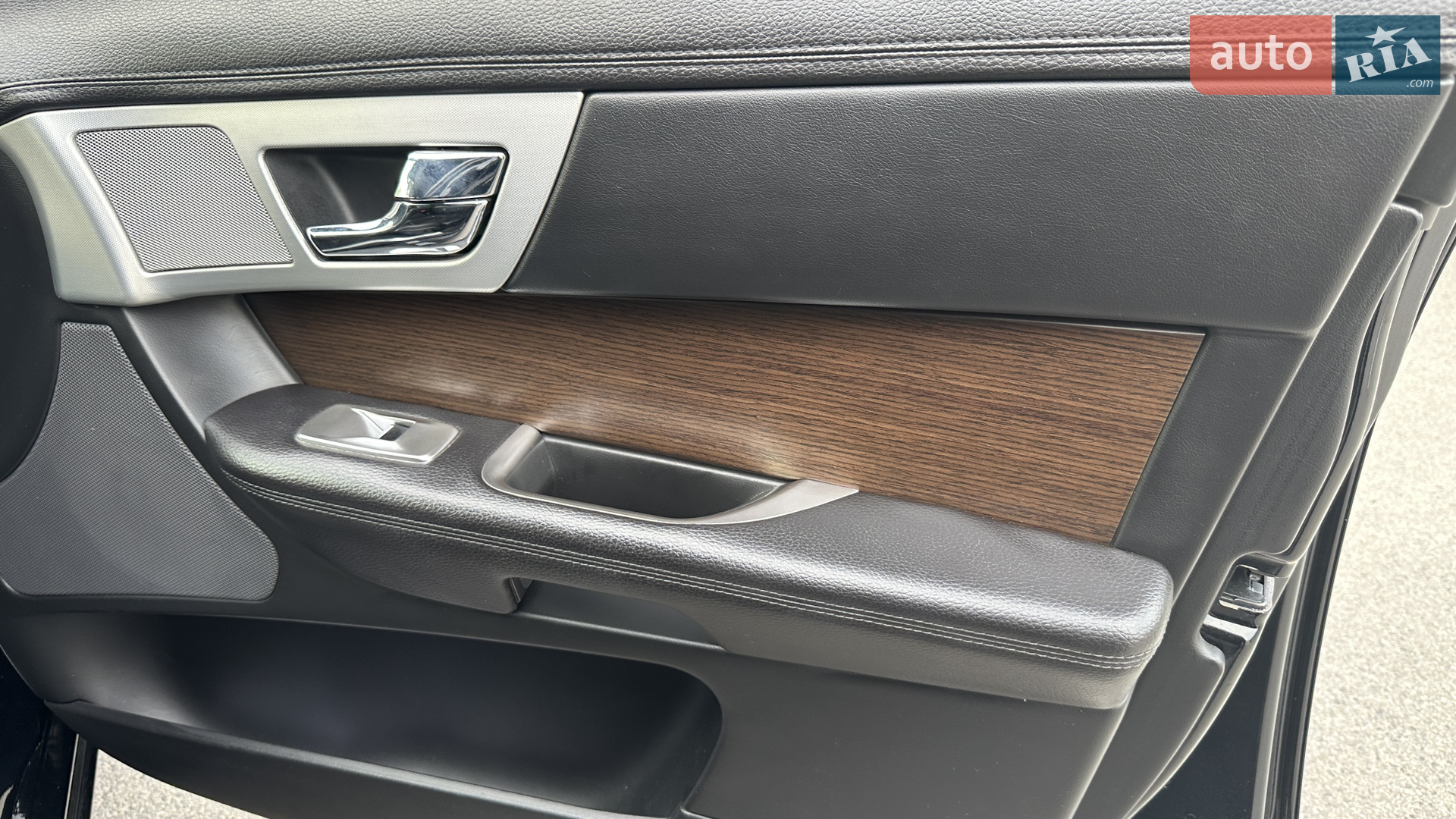 2013 Jaguar XF - мініатюра 29