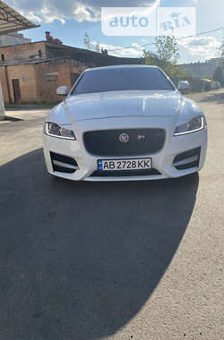 Седан Jaguar XF 2017 в Виннице