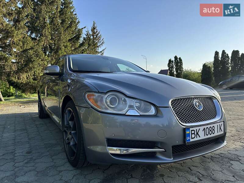 Jaguar XF 2009
