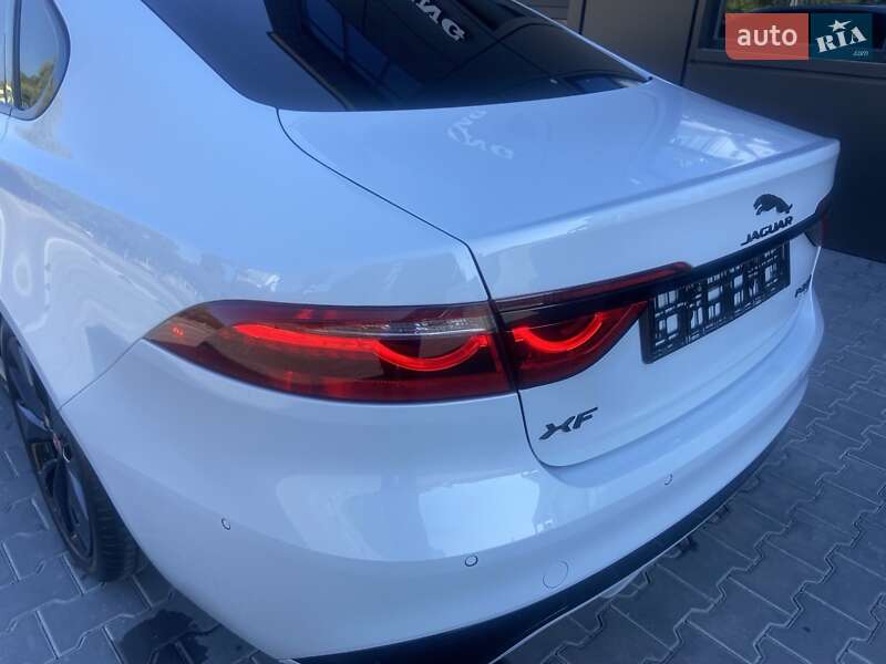 Седан Jaguar XF 2021 в Тернополе