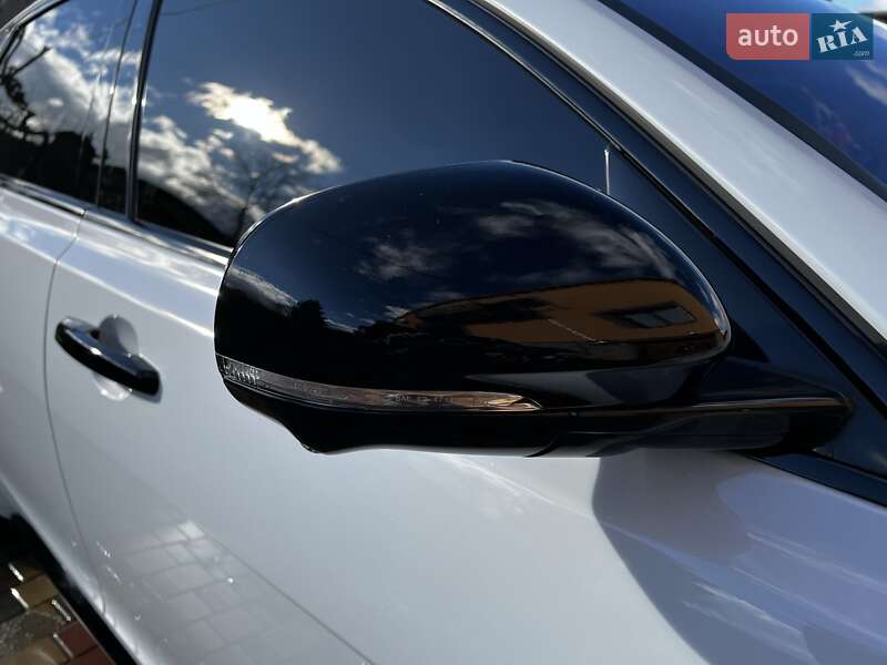 Седан Jaguar XF 2021 в Тернополе