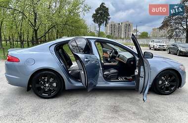 Седан Jaguar XF 2008 в 