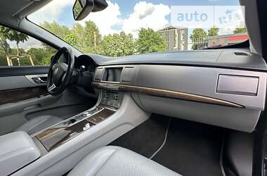 Седан Jaguar XF 2008 в Борисполі