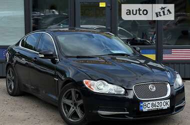 Седан Jaguar XF 2008 в Львові