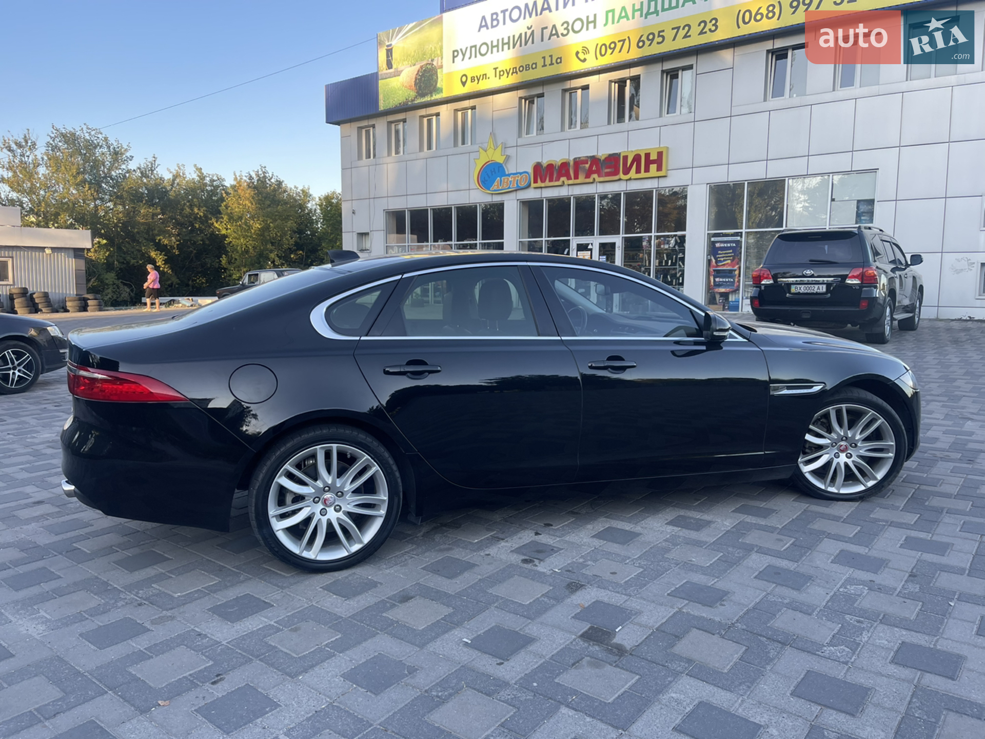2016 Jaguar XF - мініатюра 11