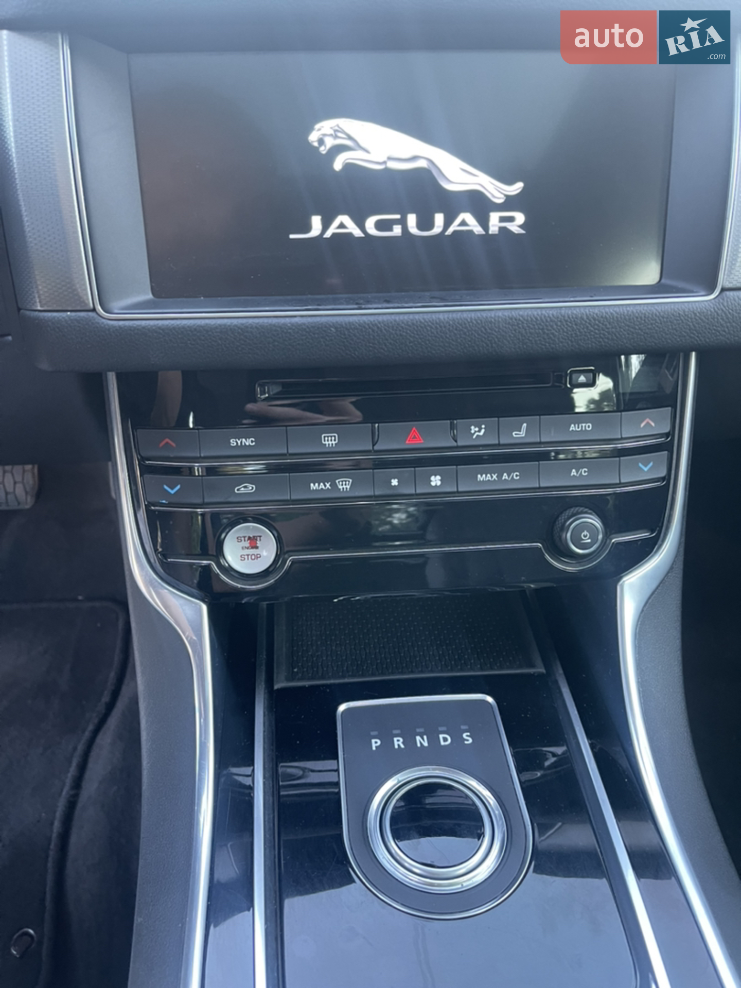 2016 Jaguar XF - мініатюра 30