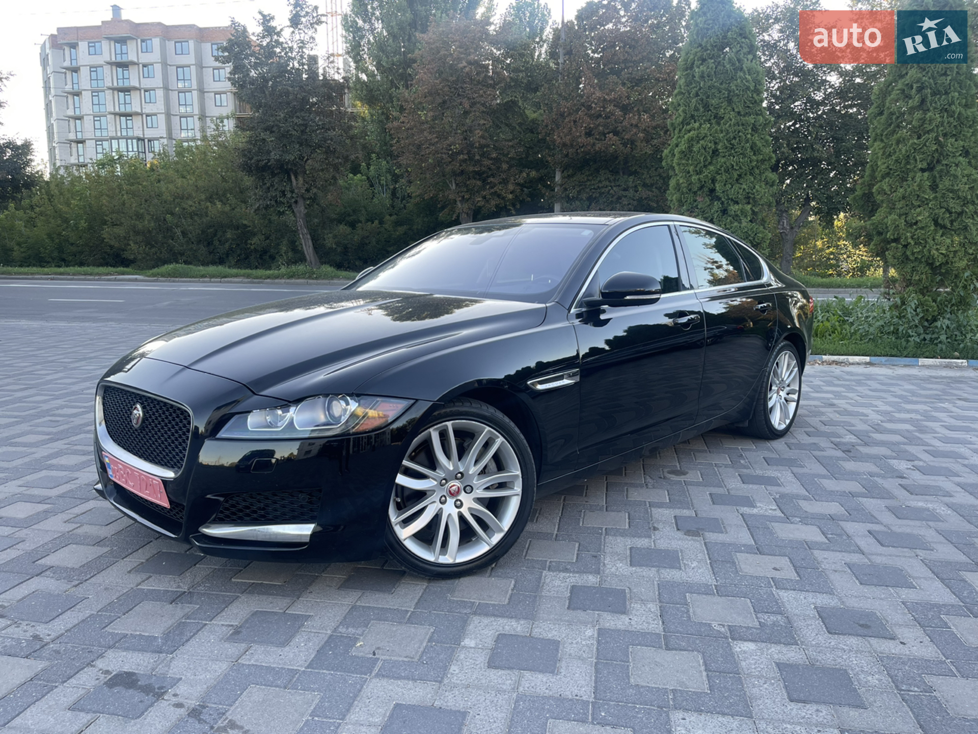 2016 Jaguar XF - мініатюра 31