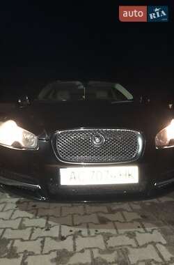 Седан Jaguar XF 2009 в Белогорье