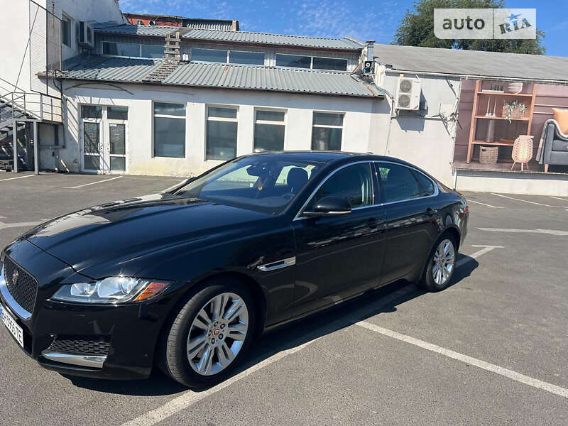 Седан Jaguar XF 2016 в Одессе
